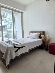 Shanghai One (D10), Apartment #580867761